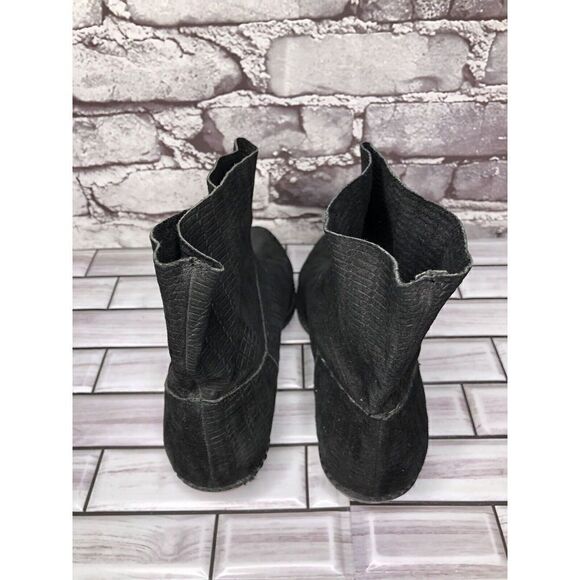 Joe's Black Suede Leather Casual Pull On Heeled Boots Women Sz 7M US/38EU - Picture 9 of 16